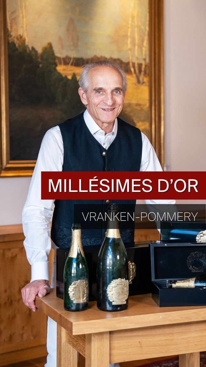 Millésimes d’Or Collection🥂 

Heute gehören Vranken und Pommery unter dem Dach von Vranken-Pommery Monopole zusammen. Und dort befindet sich mit der Millésimes d’Or Collection. 

Eine außergewöhnliche Sammlung historischer Champagner.
Im Ersten und Zweiten Weltkrieg mussten die Franzosen ihre wertvollen Bestände vor den Deutschen verstecken. Tief in den Kellern der Champagne wurden Bestände geschützt, Mauern aufgezogen und Flaschen über Jahrzehnte unter idealen Bedingungen gelagert: kühl, dunkel, feucht und erschütterungsfrei.

Drei außergewöhnliche Pommery-Jahrgänge aus dieser Collection, durften wir bei Unger Weine gemeinsam verkosten durften.

Wir hatten das große Glück, Zugriff auf einige dieser absoluten Raritäten zu bekommen:

🥂 Pommery 1921 Magnum
🥂 Pommery 1937
🥂 Pommery 1977

Ein Flight, bei dem alle im Dining-Room sprachlos waren.
Die Champagner zeigten sich erstaunlich hell in der Farbe, mit gesunder Perlage und im Originalzustand, nicht recorked.
Gerade bei alten Champagnern zeigt sich einmal mehr, wie wichtig die Provenienz ist.

Und wenn alles passt, dann passt‘s
Once in a lifetime. 🥂

#Champagne #Pommery #VintageChampagne #FineWine #RareWine