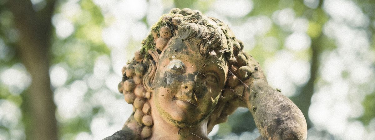 Steinfigur auf Château Les Carmes Haut-Brion