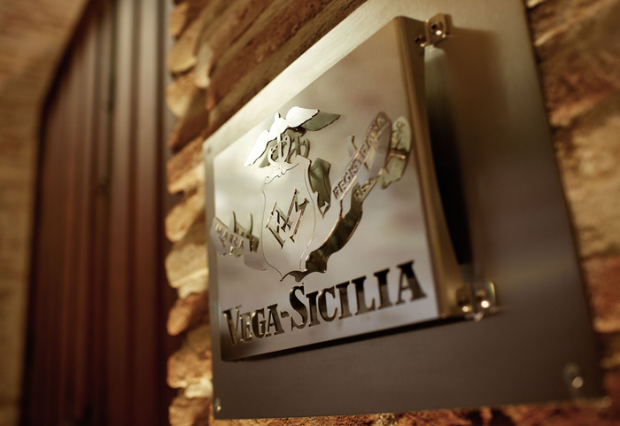 2016 Vega Sicilia Unico