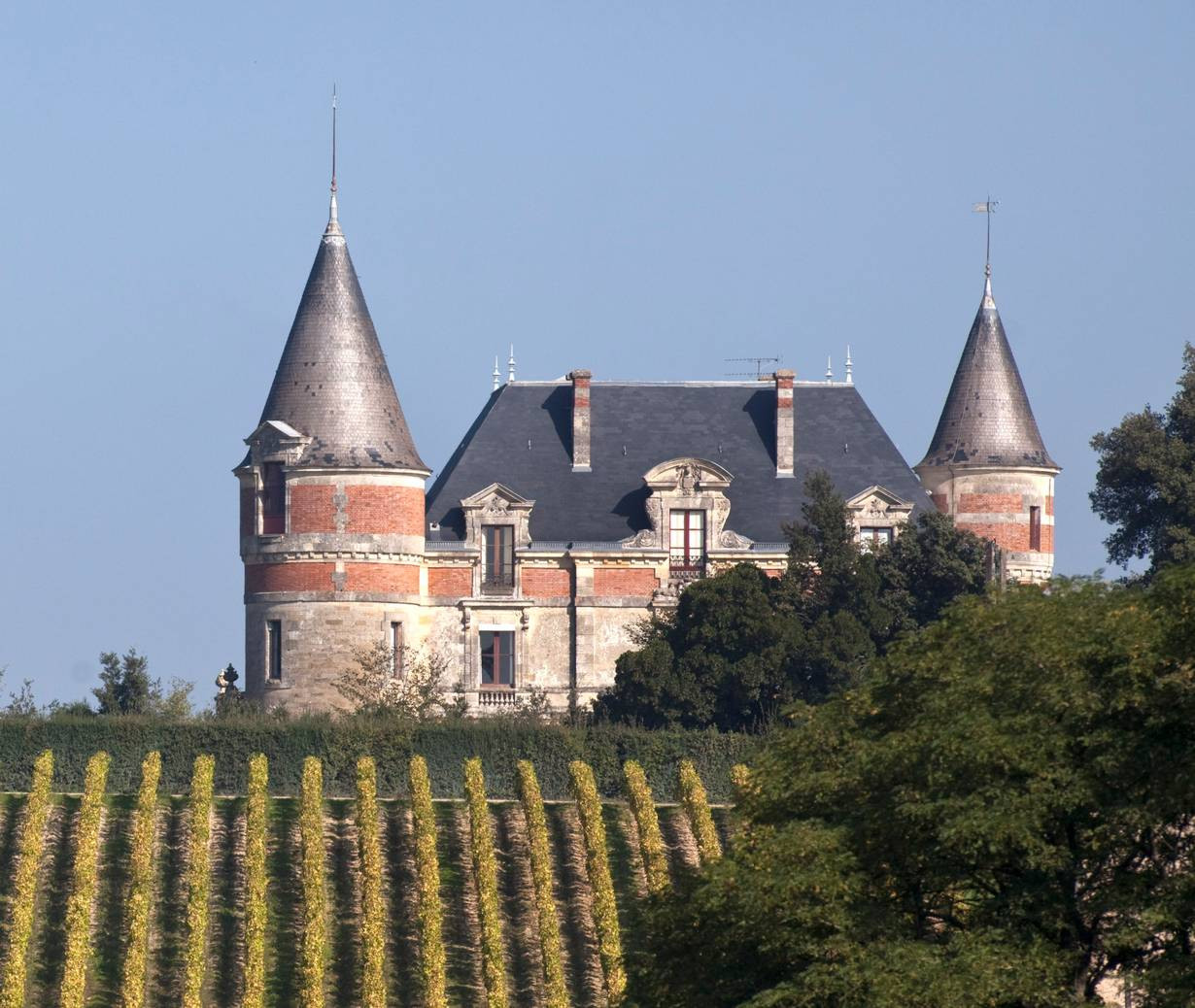 Chateau Rayne Vigneau