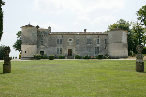 Chateau Haut Carles